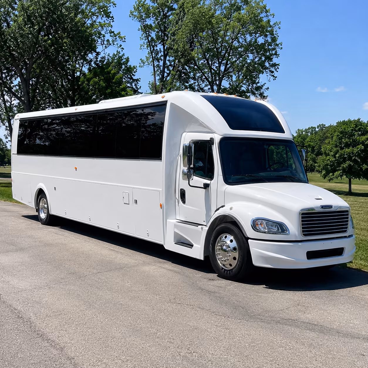 28 Passenger Party Bus Exterior