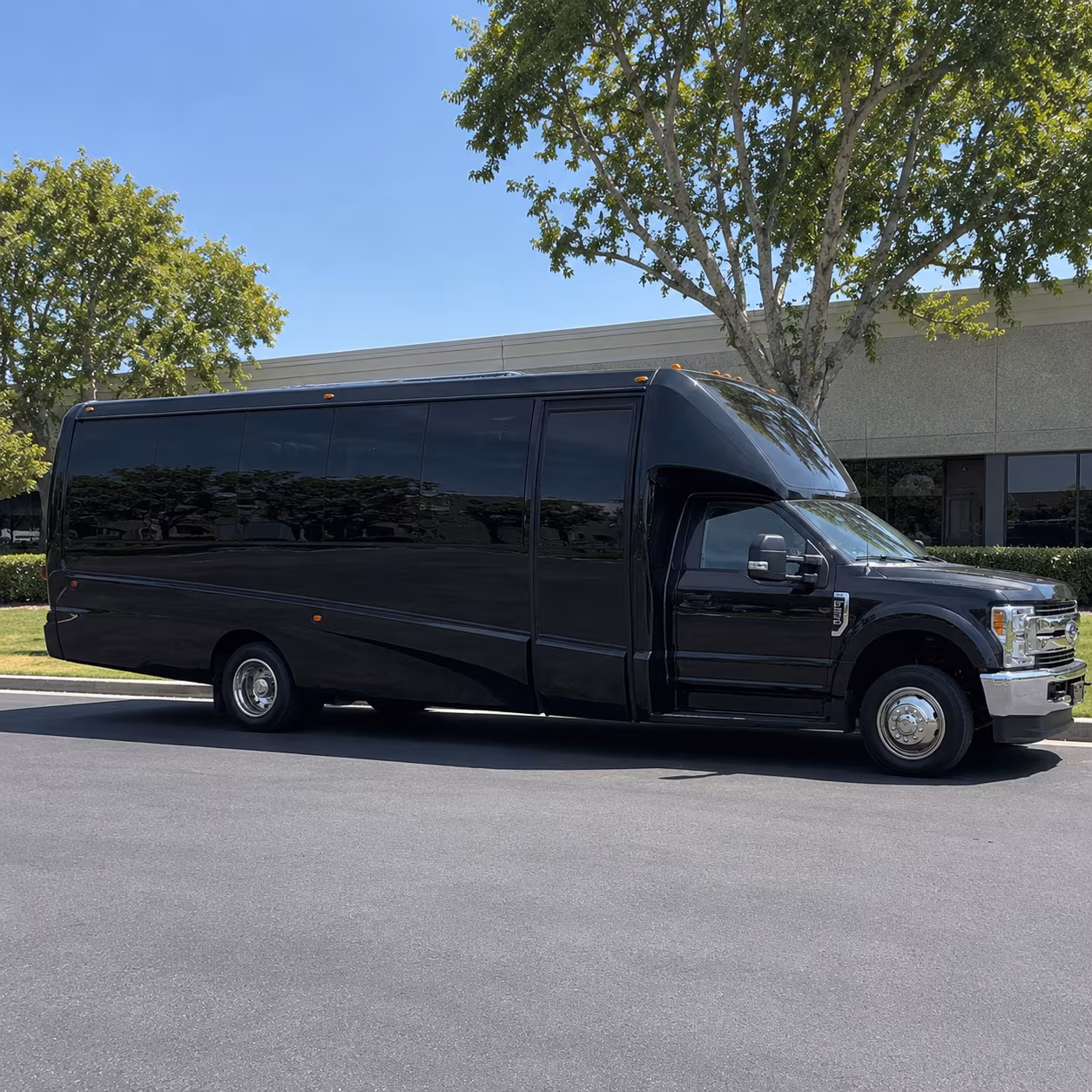 Atlanta Homecoming & Prom Party Bus Rentals
