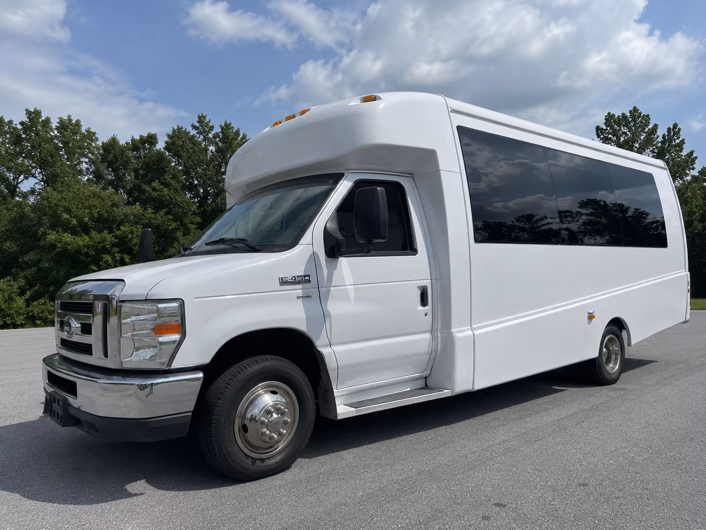 Chattanooga Homecoming & Prom Party Bus Rentals