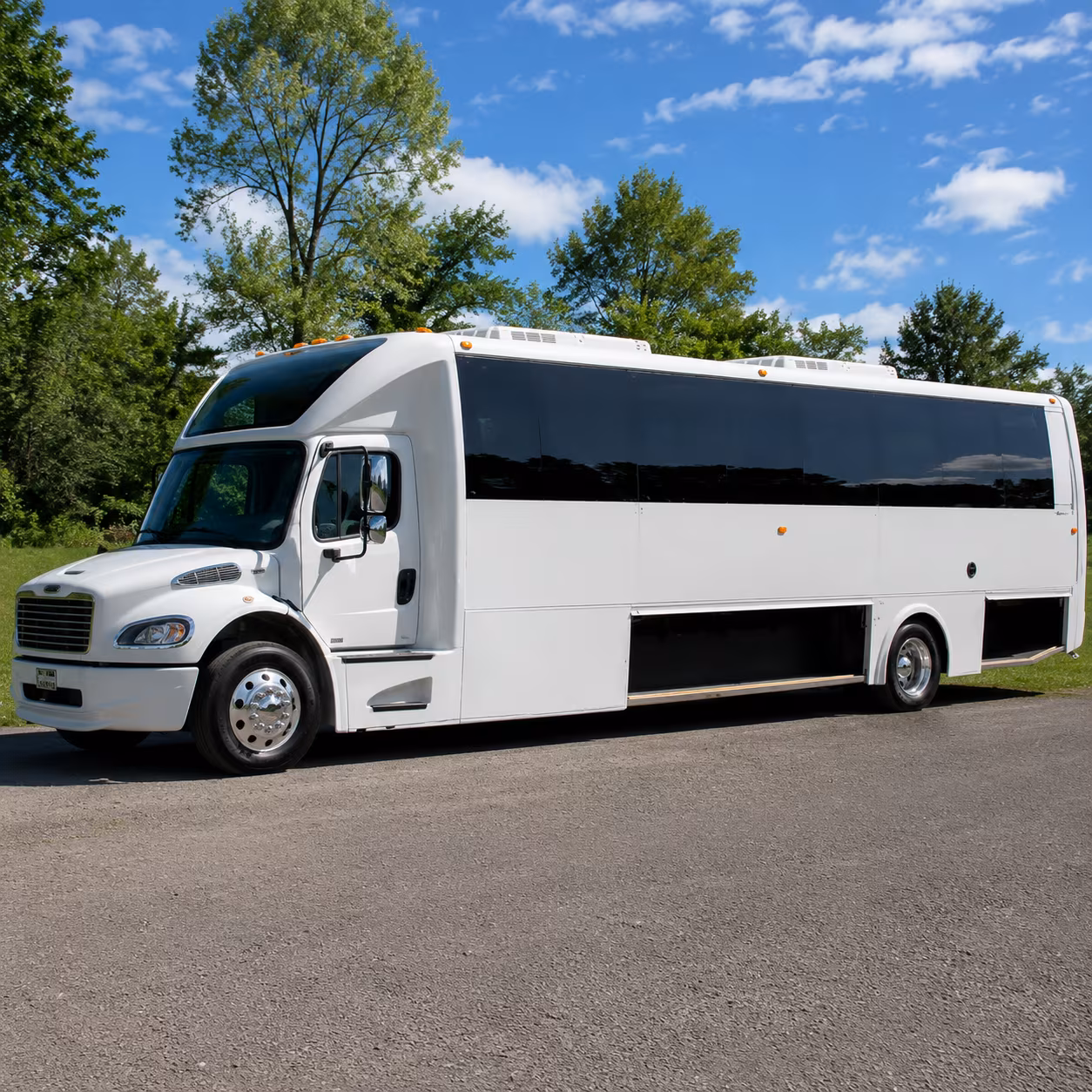 Chattanooga Prom & Homecoming Transportation party bus exterior