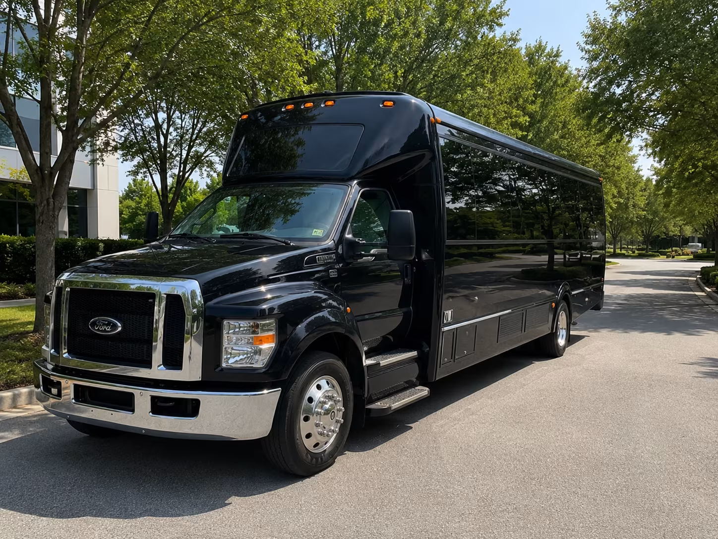 Chattanooga Winery Tour & Pub Crawl Transportation party bus exterior