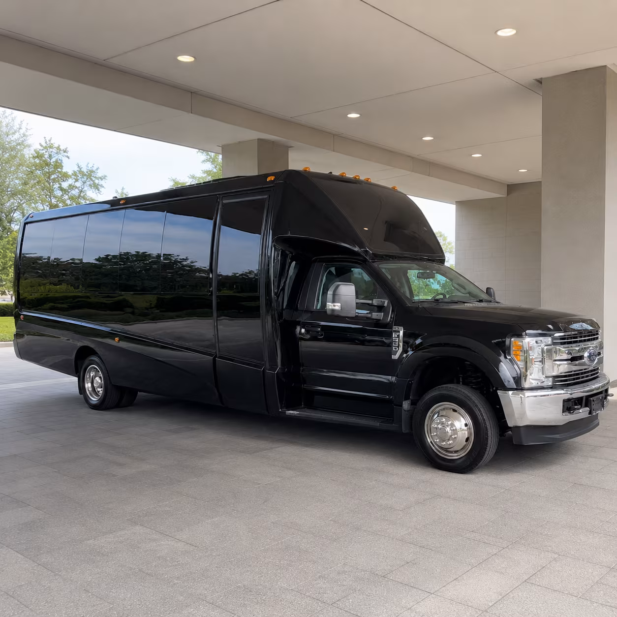 Cleveland Homecoming & Prom Party Bus Rentals